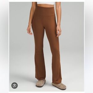 Lululemon groove high waisted flares in color roasted brown size 6-
